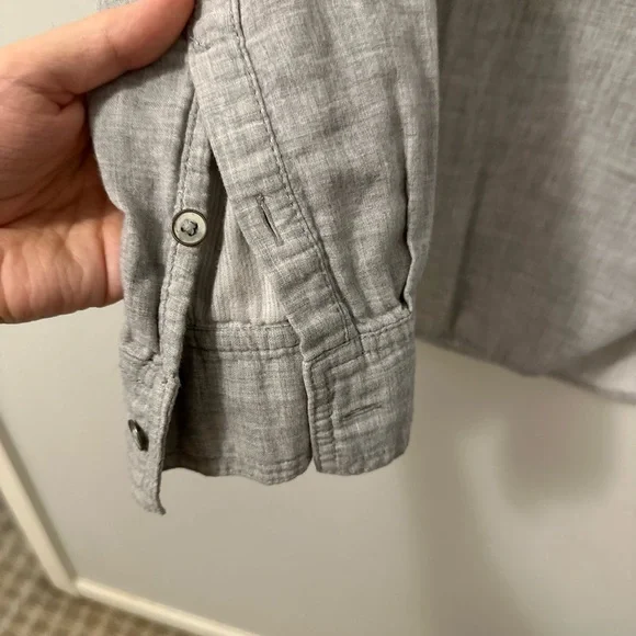 Lou & Grey Heathered Gray Blouse - Popover shirt - Picture 5 of 6